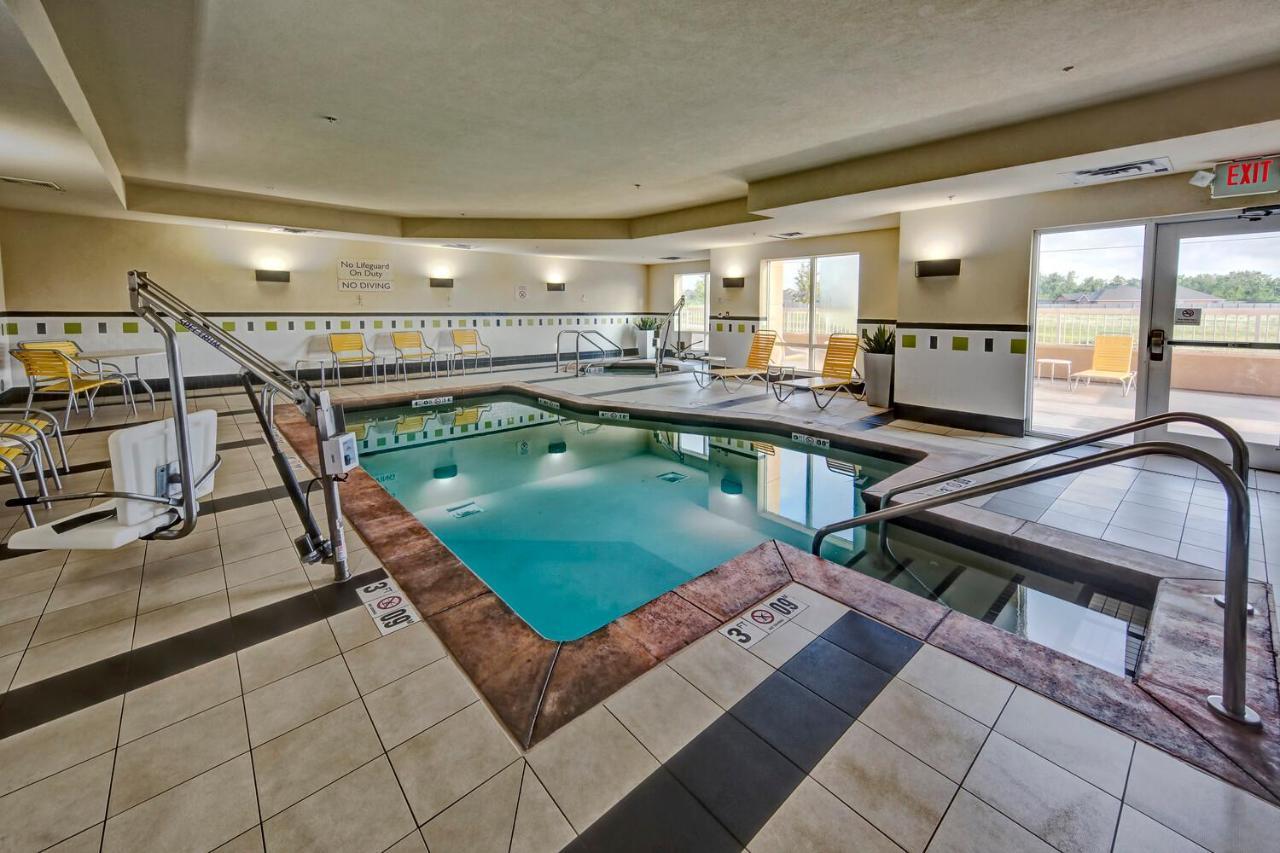 Fairfield Inn & Suites By Marriott Oklahoma City Nw Expressway/Warr Acres Bagian luar foto