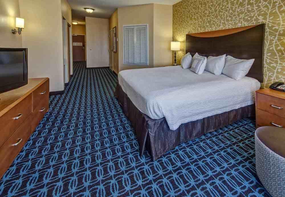 Fairfield Inn & Suites By Marriott Oklahoma City Nw Expressway/Warr Acres Bagian luar foto